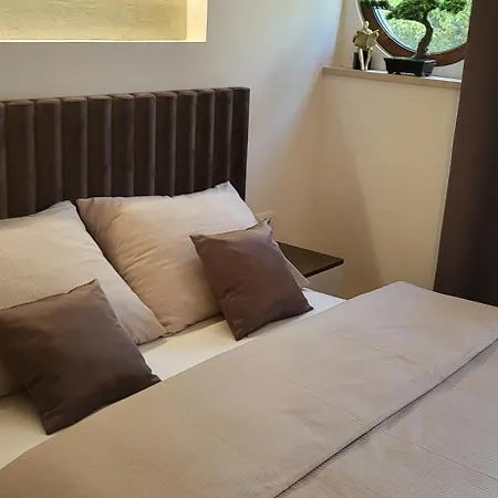 公寓 Ilaria, With A Royal Touch *