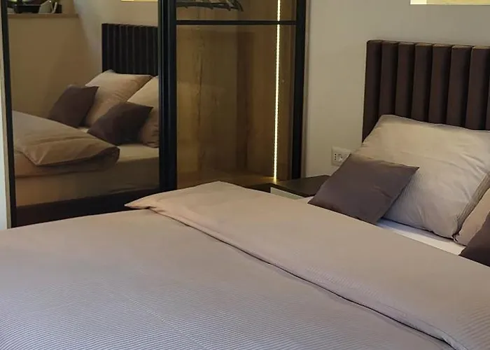 Ilaria, With A Royal Touch