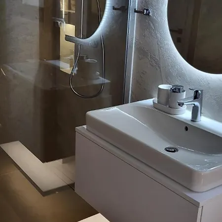 Ilaria, With A Royal Touch Lägenhet *